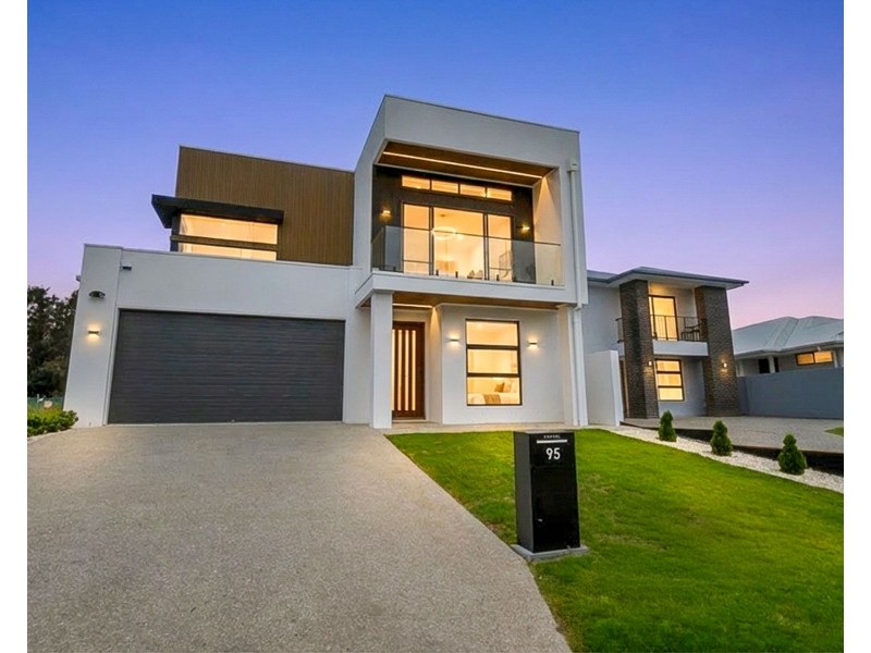 95 HARBOUR BOULEVARD, Jacobs Well QLD 4208