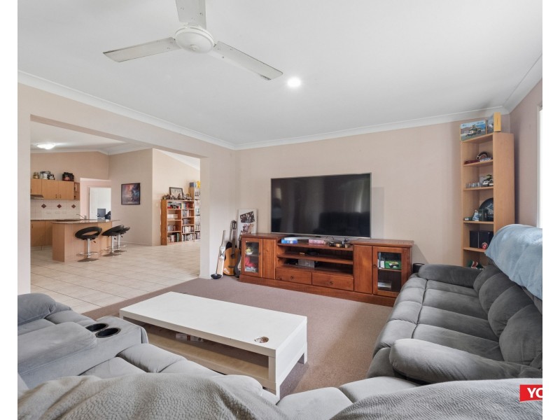 18 MOUNT BARNEY CRESCENT, Algester QLD 4115