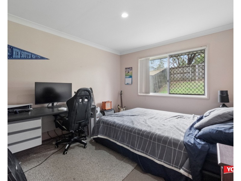 18 MOUNT BARNEY CRESCENT, Algester QLD 4115