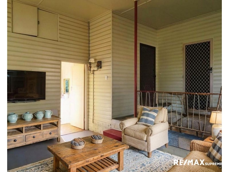 259 South Station Road, Raceview QLD 4305