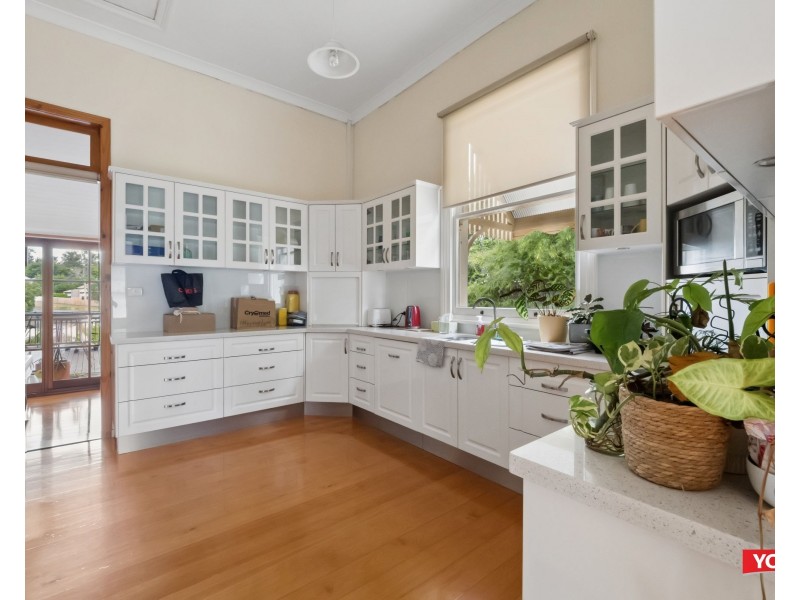 20 Darling Street East, Ipswich QLD 4305