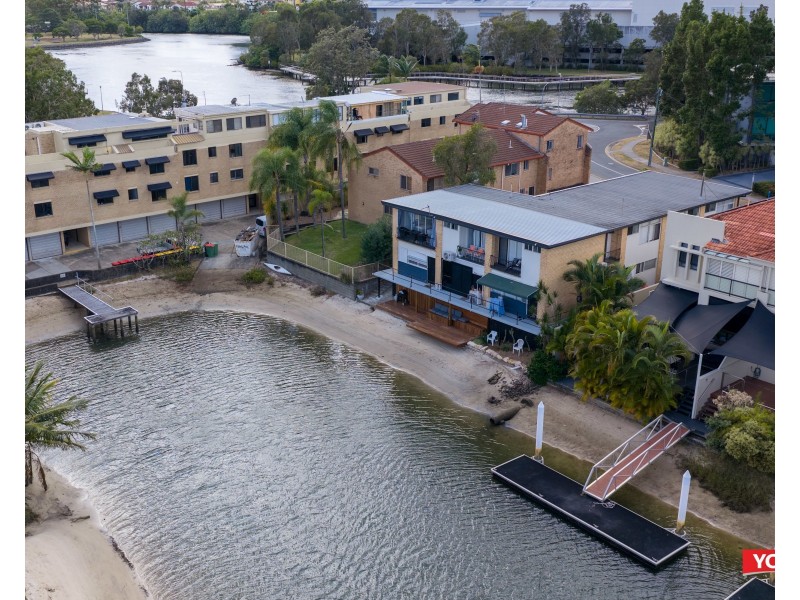 4/3 Miami Key, Broadbeach QLD 4218