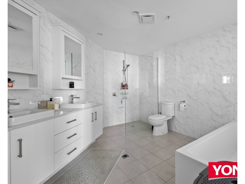 1605/3400 Surfers Paradise Blvd, Surfers Paradise QLD 4217