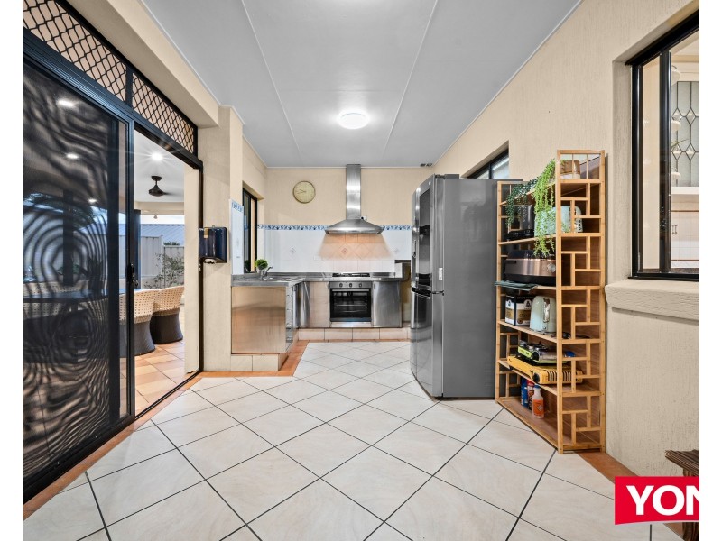 56 POINCIANA CRESCENT, Stretton QLD 4116