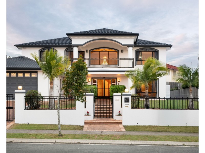 87 The Parkway, Stretton QLD 4116