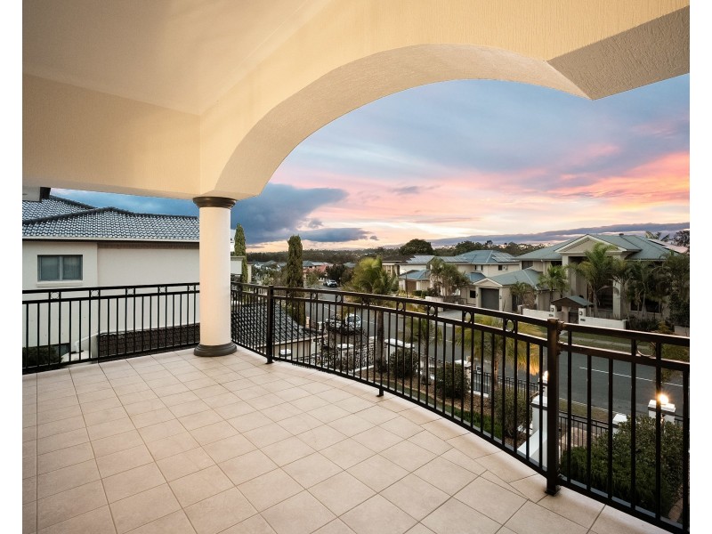 87 The Parkway, Stretton QLD 4116