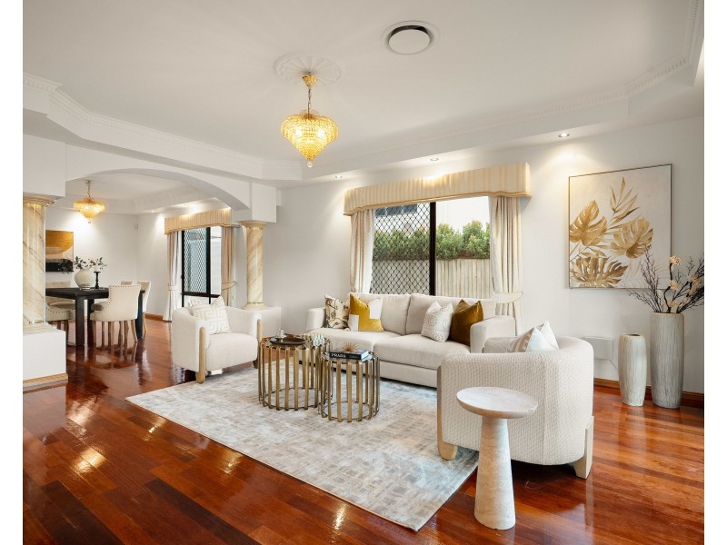 87 The Parkway, Stretton QLD 4116