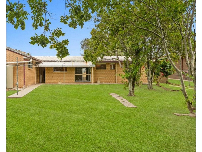 6 Nubara St, Mansfield QLD 4122