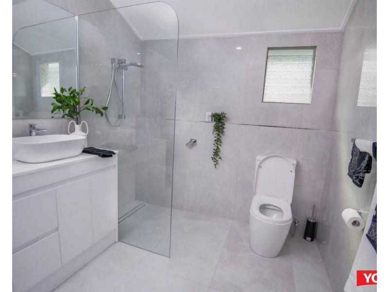 1 19 Torrens St, Annerley QLD 4103