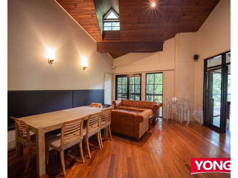 123 & 129 Alpine Terrace (The Escarpment Retreat & Day Spa), Tamborine Mountain QLD 4272