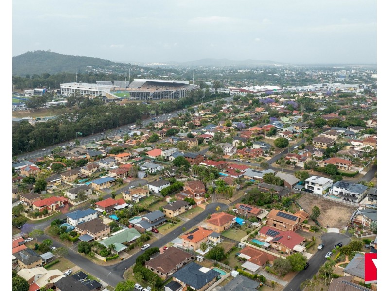 10 Zara Street, Robertson QLD 4109