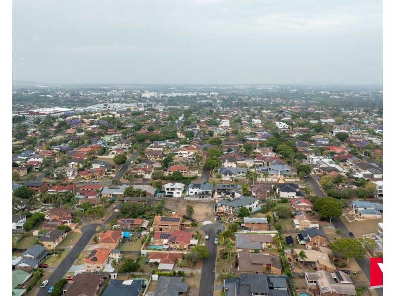 10 Zara Street, Robertson QLD 4109