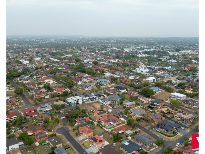 10 Zara Street, Robertson QLD 4109