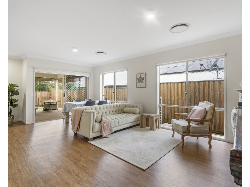93 Girtin Circuit, Pimpama QLD 4209