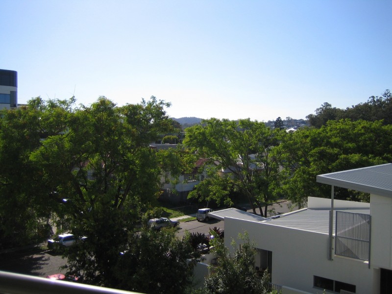 1035/18 Manning St, Milton QLD 4064