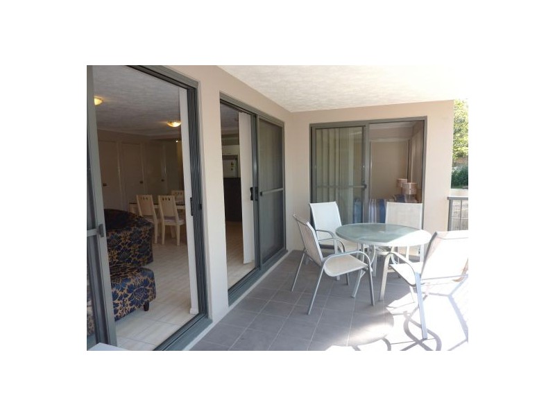 18/4-8 Omeo Street, Macgregor QLD 4109