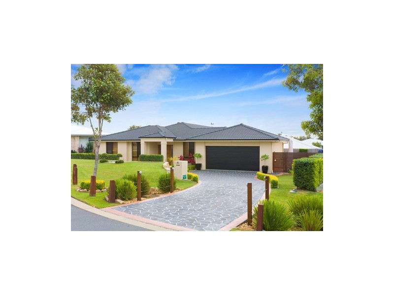 15 Glenelg Pl, Parkinson QLD 4115