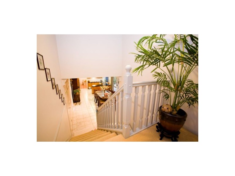 19 McKinley Court, Stretton QLD 4116