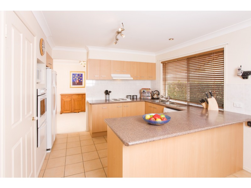 30 Lexington Pl, Sunnybank Hills QLD 4109