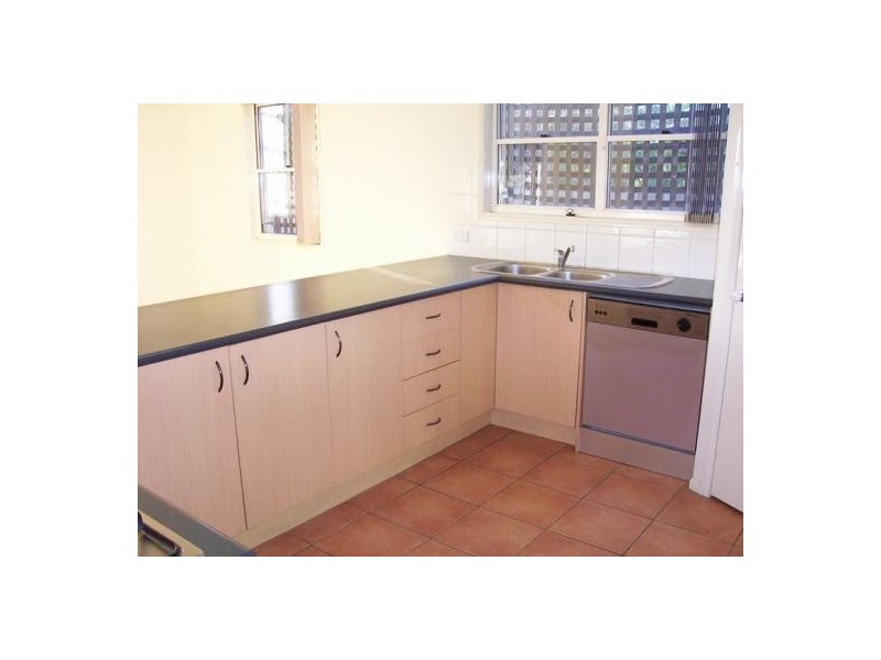 1/5 Bramston Terrace, Herston QLD 4006