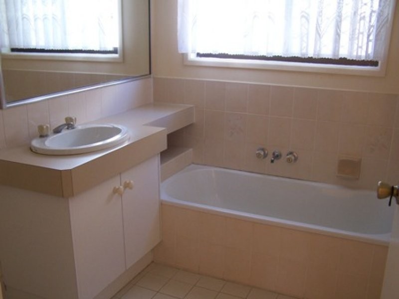 15 Curzon, Browns Plains QLD 4118