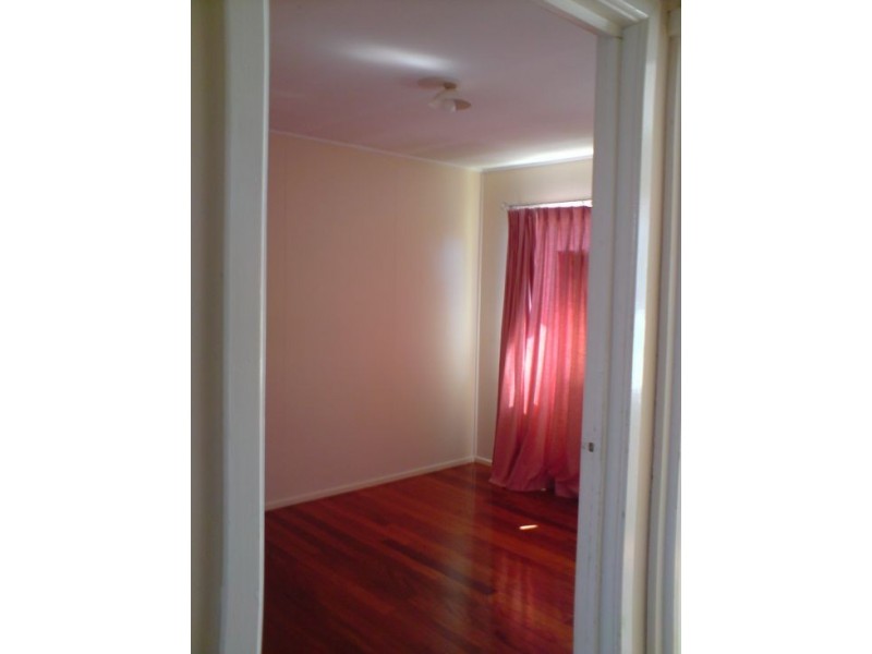 26 Ash Avenue, Woodridge QLD 4114