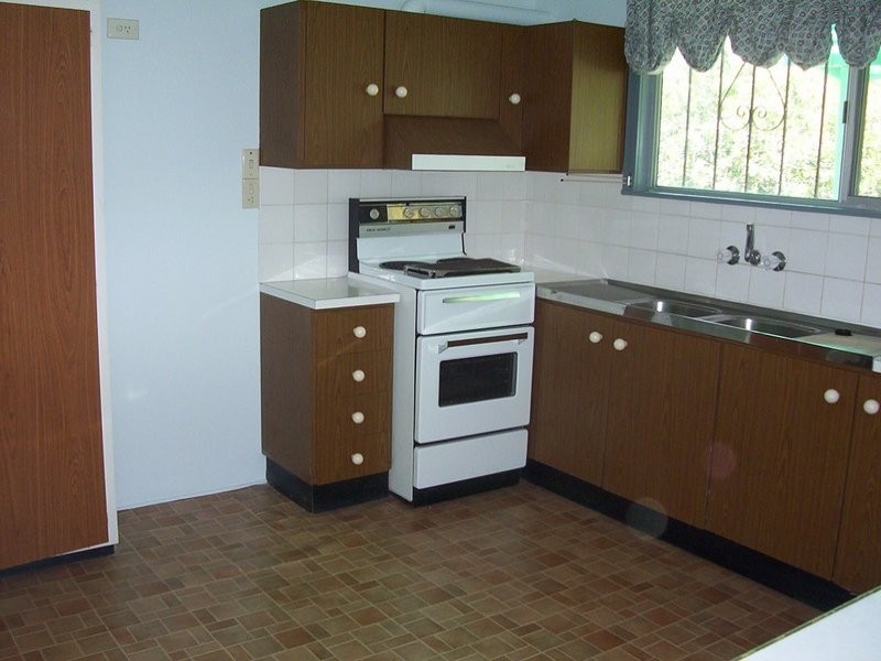 59 Valentia Street, Mansfield QLD 4122