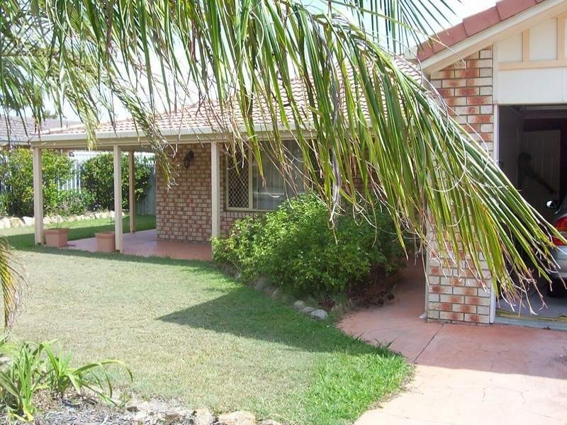 99 Golden Rain Place, Stretton QLD 4116