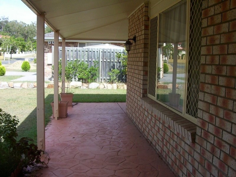 99 Golden Rain Place, Stretton QLD 4116