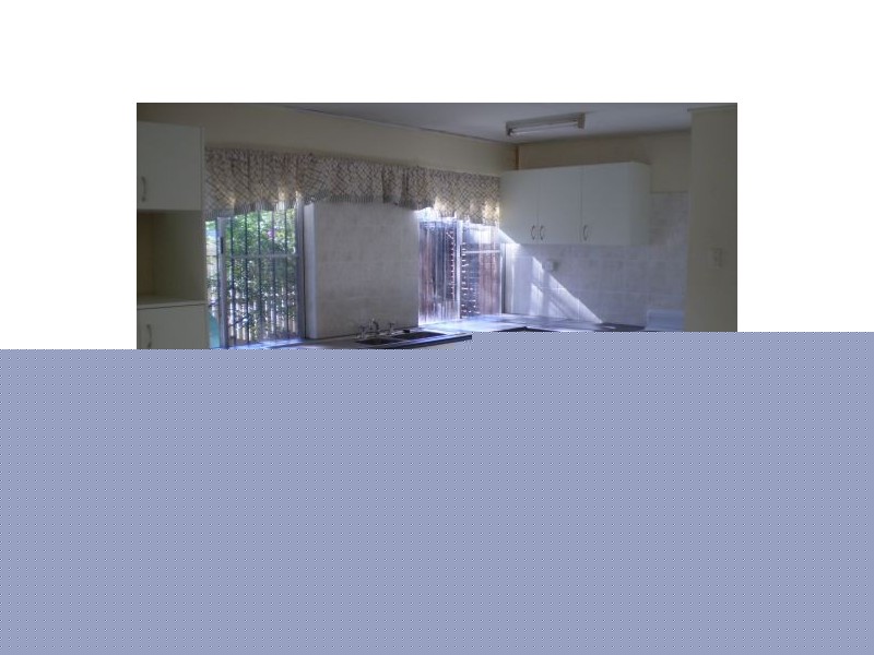 15 Love Street, Fairfield QLD 4103