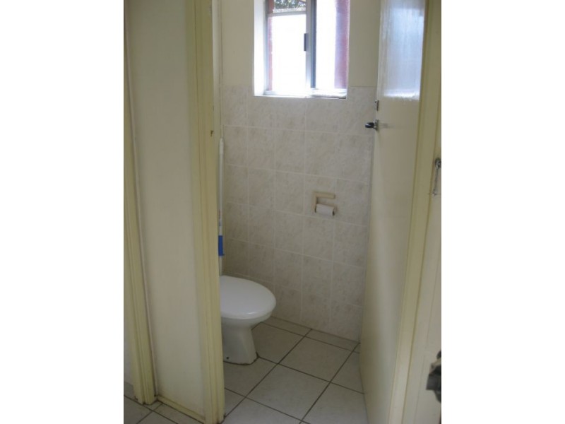 15 Love Street, Fairfield QLD 4103