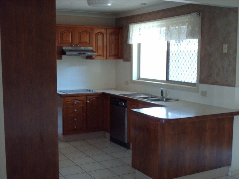 23 Maywood Crescent, Calamvale QLD 4116