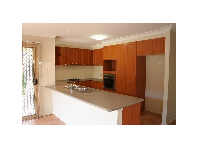 8 Nigella Street, Drewvale QLD 4116