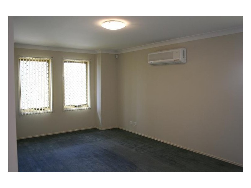 8 Nigella Street, Drewvale QLD 4116