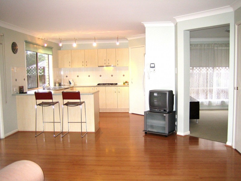 Stretton QLD 4116