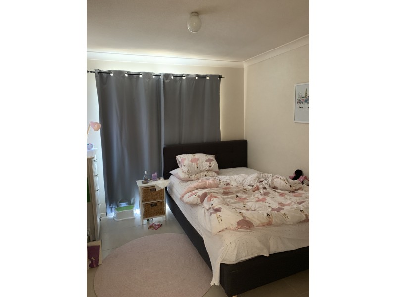 25 Greenlaw Place, Eight Mile Plains QLD 4113