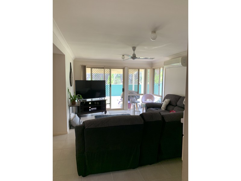 25 Greenlaw Place, Eight Mile Plains QLD 4113