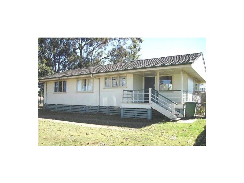 5 Hayden Street, Riverview QLD 4303