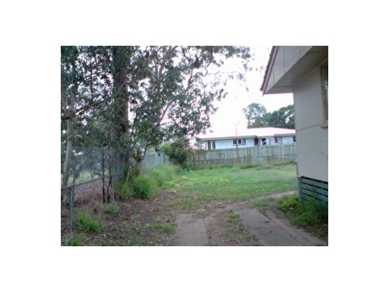 5 Hayden Street, Riverview QLD 4303