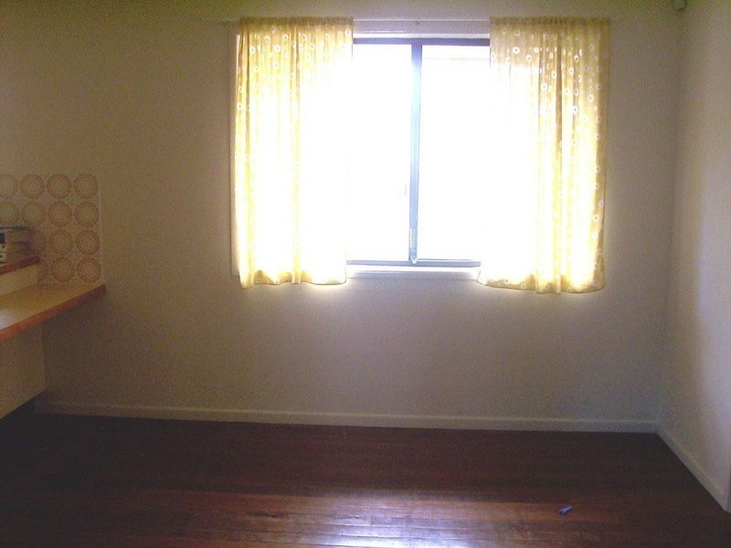 1 Midwood Street, Wishart QLD 4122