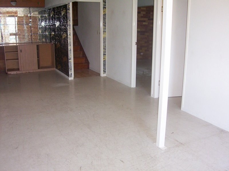 1 Midwood Street, Wishart QLD 4122