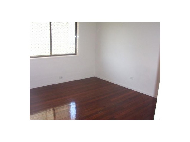 1 Midwood Street, Wishart QLD 4122