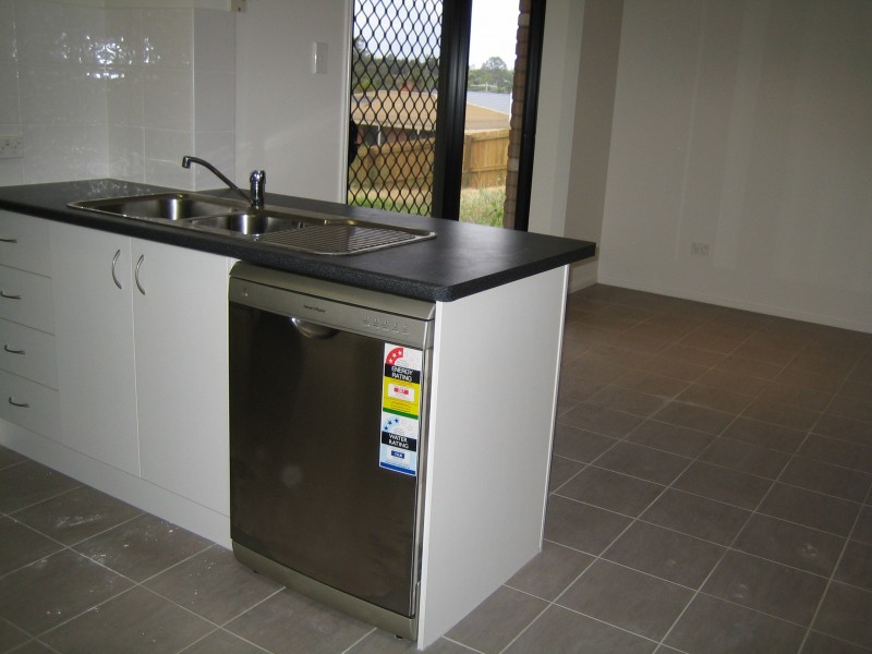 Hillcrest QLD 4118