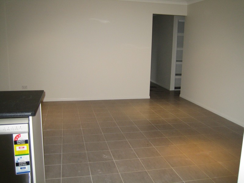 Hillcrest QLD 4118