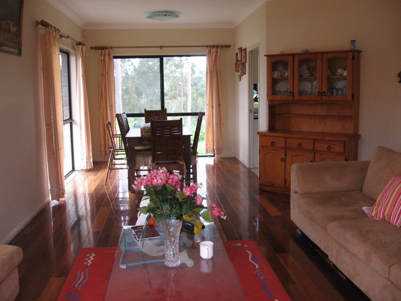 Mount Crosby QLD 4306