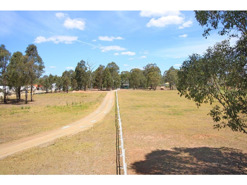 1360 Chambers Flat Road, Chambers Flat QLD 4133