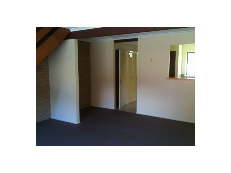 2/39 Bruce Rd, Woodridge QLD 4114