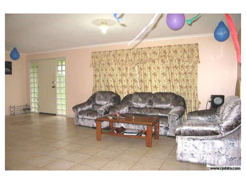 5 Leven Street, Coopers Plains QLD 4108