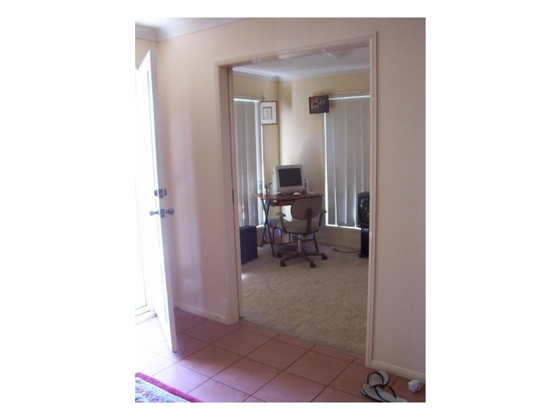 27 Maynard Street, Runcorn QLD 4113