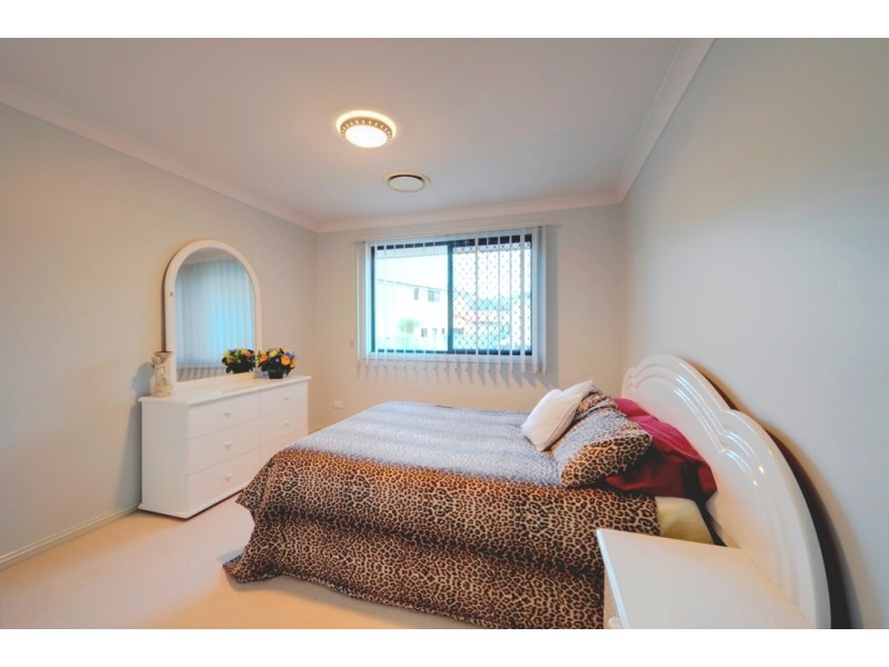 Stretton QLD 4116